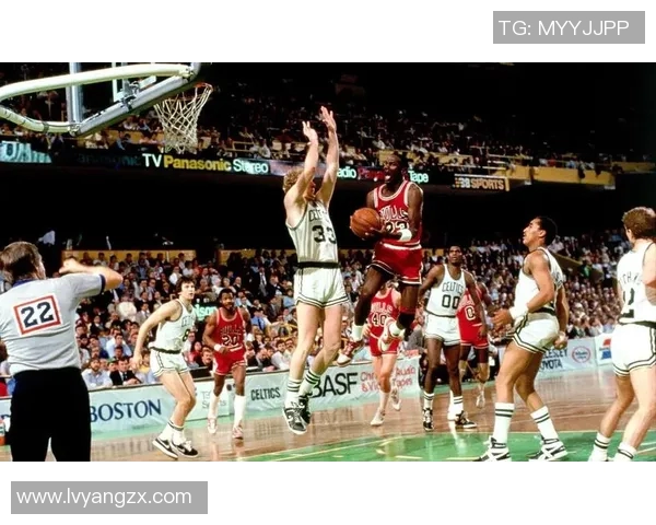 麦迪62分逆转乔丹的经典之战回顾与篮球传奇的对决解析