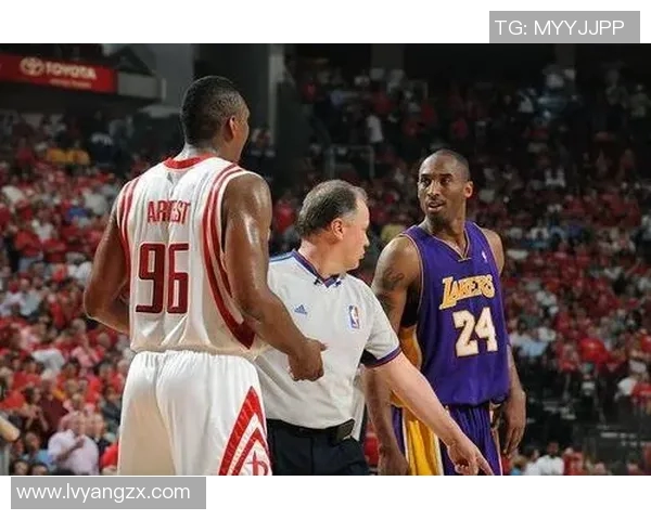 科比在2012年对阵火箭的经典表现与比赛回顾分析