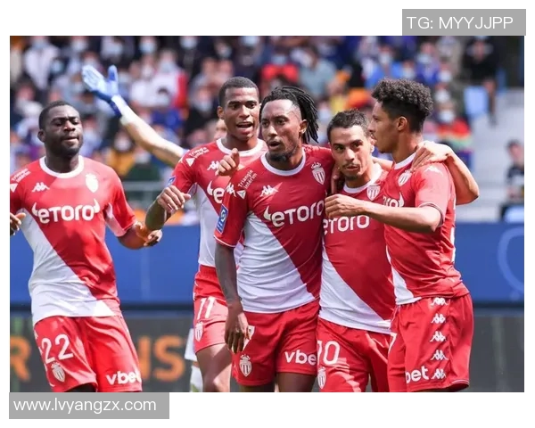 梅斯与布雷斯特激战中红牌频出赛场风波不断引发热议